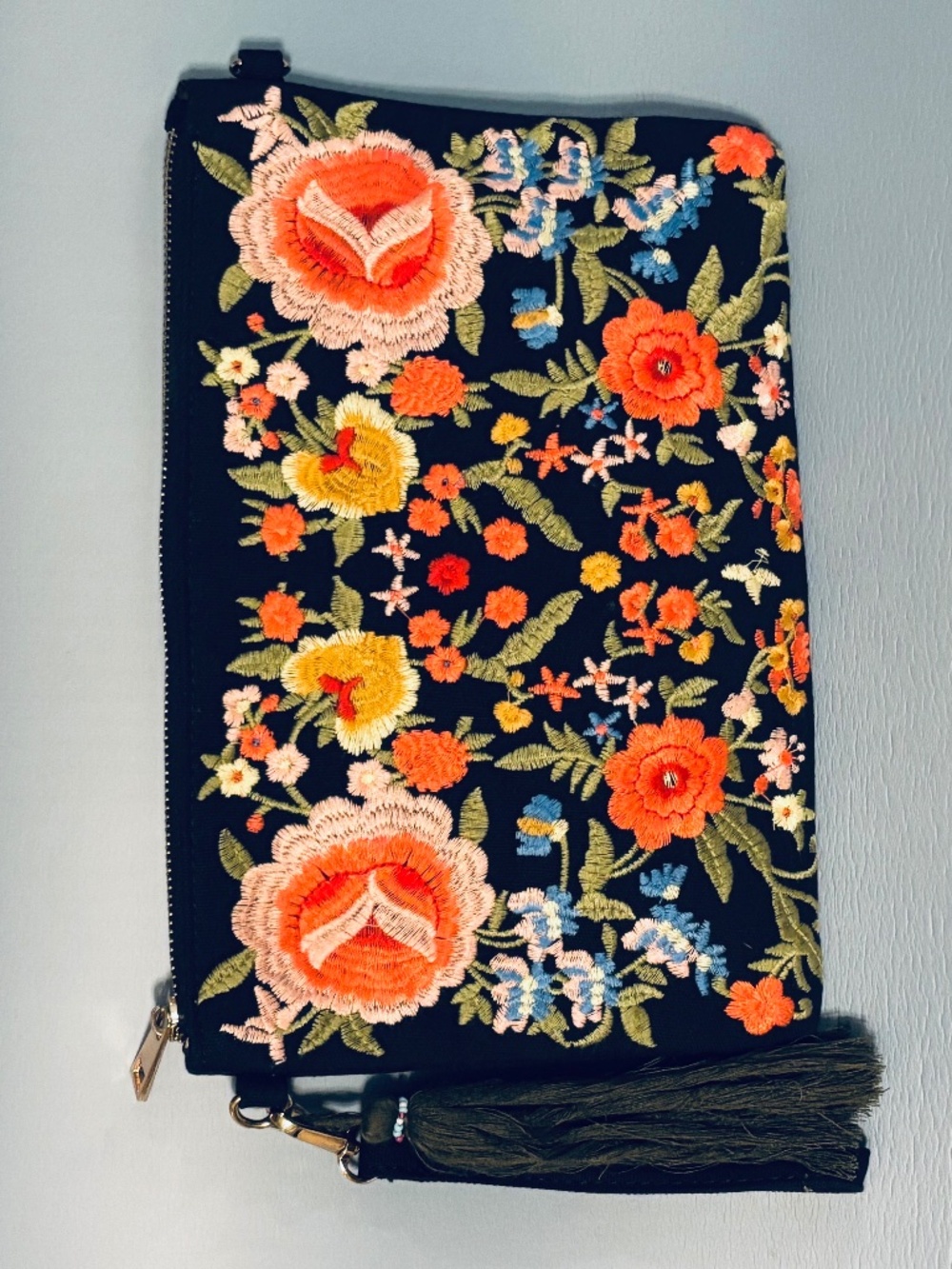 Bam Forever Woven Black/Floral Clutch